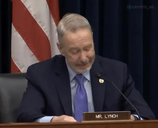 Регуляторные изменения в США: SEC сворачивает дела против криптоиндустрии