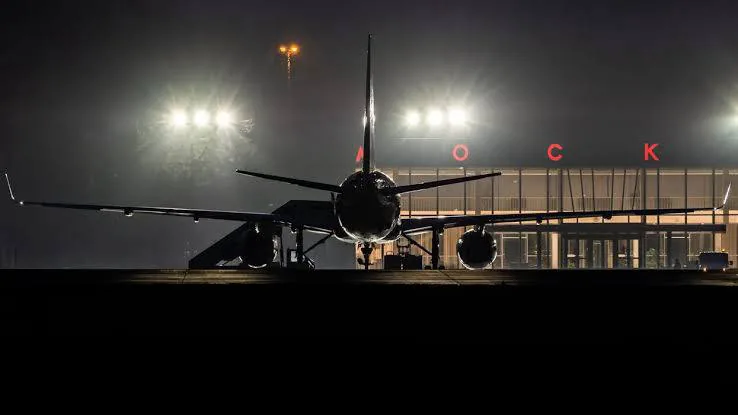 Россияне активизировали поиск способов выезда из страны — данные Google Trends