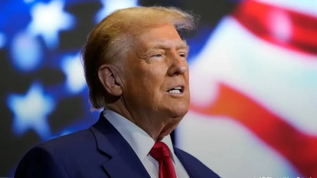 Трамп заявил о возможности взятия под контроль иранской нефти и расширения целей в Иране