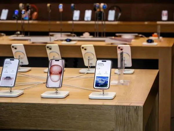 Цены на смартфоны Apple в России снизились на 15-30% из-за затоваривания складов