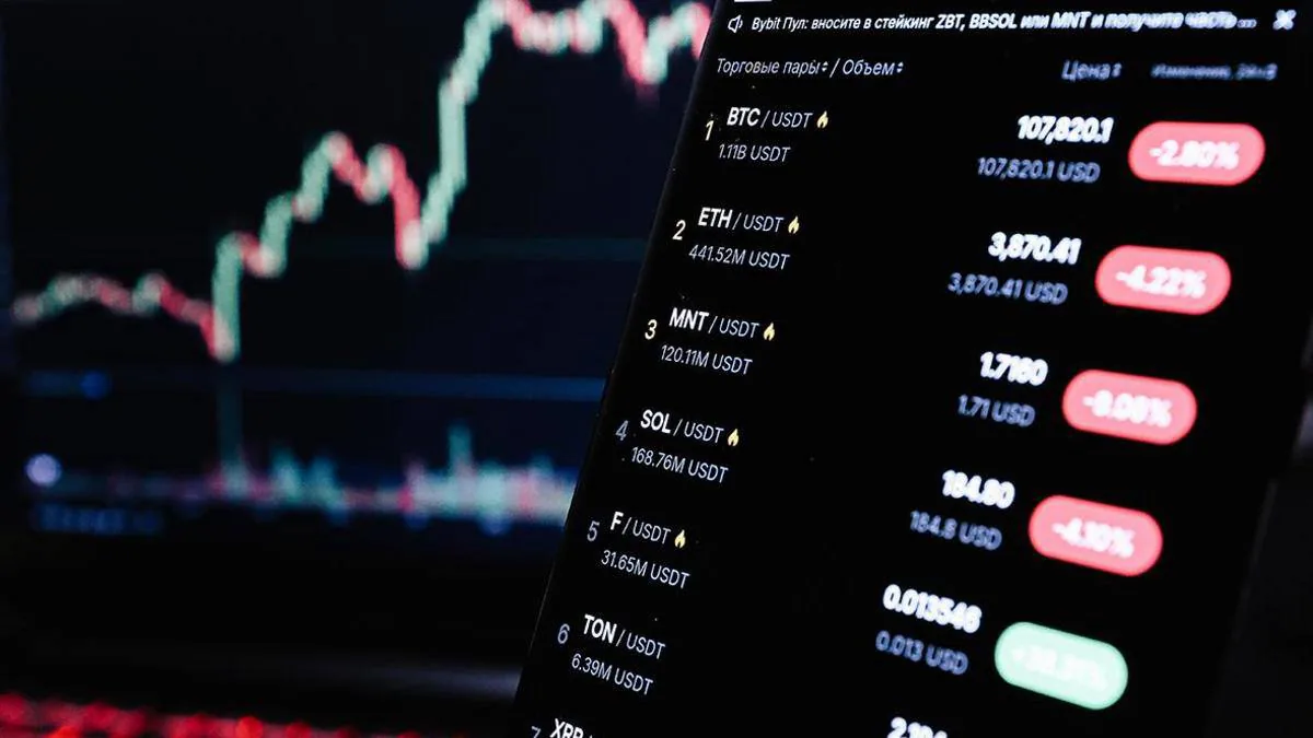 Правительство предложило приравнять криптовалюты к валютным ценностям и ввести строгий контроль