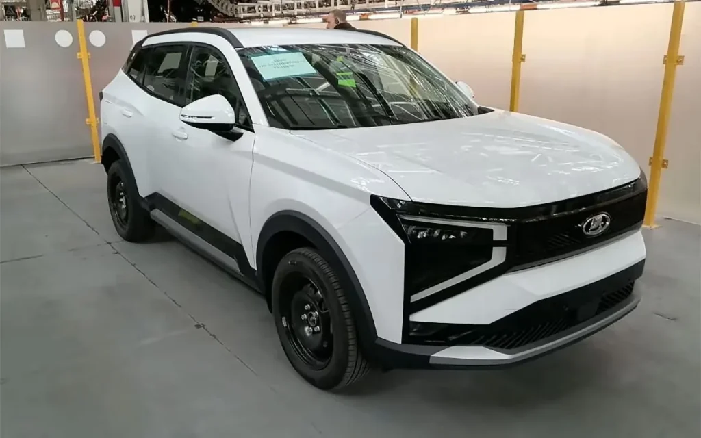 АвтоВАЗ начал выпуск первых кроссоверов Lada Azimut с новым двигателем