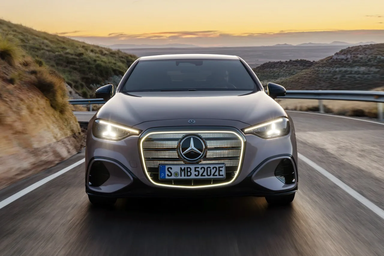 Mercedes-Benz представила новый электрический C-Class с ИИ и запасом хода до 760 км