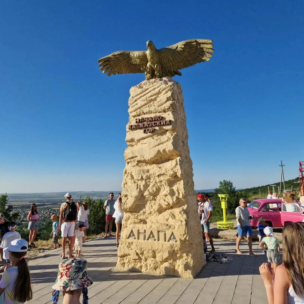 Власти Краснодарского края заявили о готовности пляжей Анапы к 1 июня после загрязнения мазутом