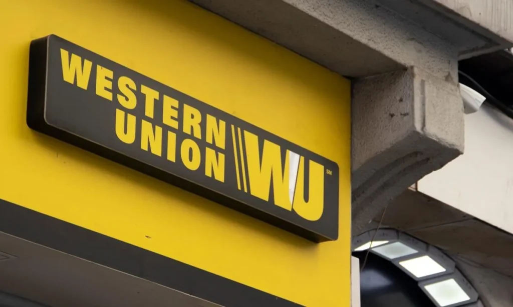 Western Union запустила стейблкоин USDPT на блокчейне Solana для международных переводов