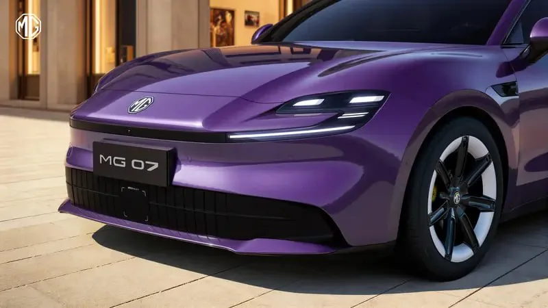 MG представил гибридный седан 07 с дизайном Porsche Taycan и системой автопилота от Momenta